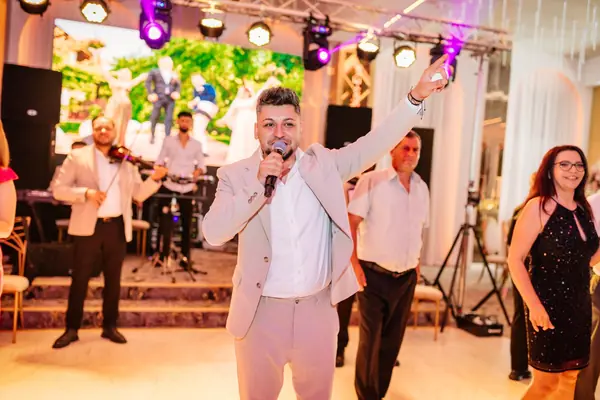 Radu Iordache ridică atmosfera