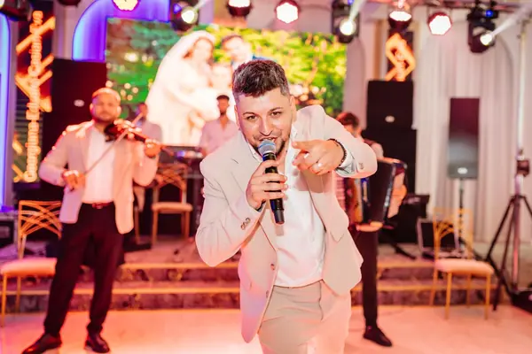 Radu Iordache live